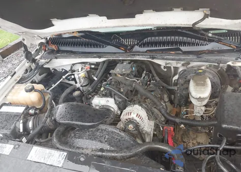 2004 Chevrolet Silverado 1500 Ls z USA, uszkodzony, nr VIN 2GCEC19T041188125